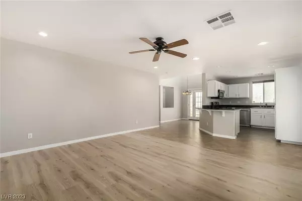 7264 Larix Road, Las Vegas, NV 89113