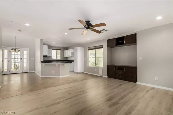 7264 Larix Road, Las Vegas, NV 89113