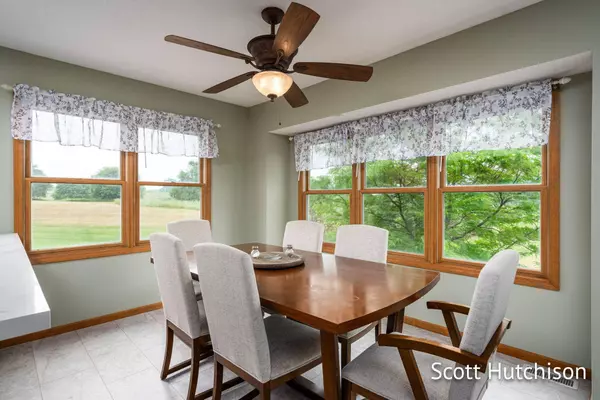 5833 Terrace Park Drive, Rockford, MI 49341