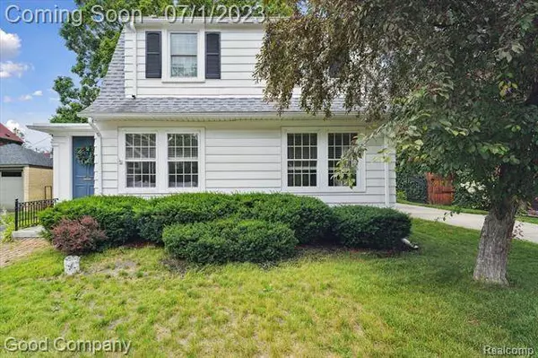 738 S PLEASANT Street, Royal Oak, MI 48067