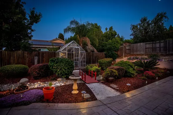 5801 Appaloosa PL, Rocklin, CA 95677