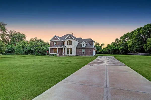 16814 Hamill DR, Rosharon, TX 77583