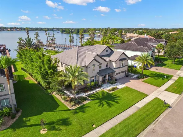 1941 LAKE ROBERTS LANDING DR, Winter Garden, FL 34787