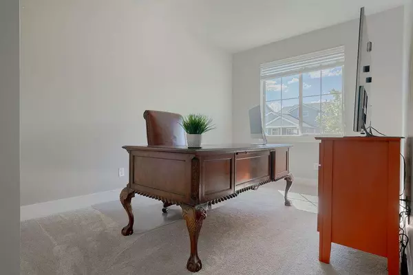 4536 SW 36th St, Redmond, OR 97756