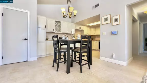 35 Massolo Dr #G, Pleasant Hill, CA 94523