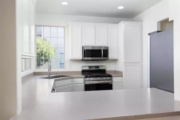 8523 Brian PL, Santee, CA 92071