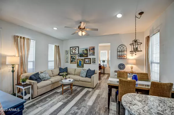 201 S GREENFIELD Road #3, Mesa, AZ 85206