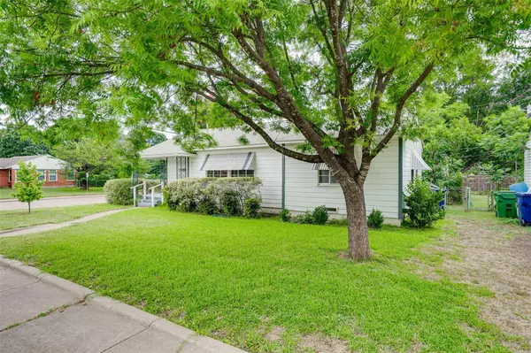 2000 Sunnybrook Lane, Garland, TX 75041