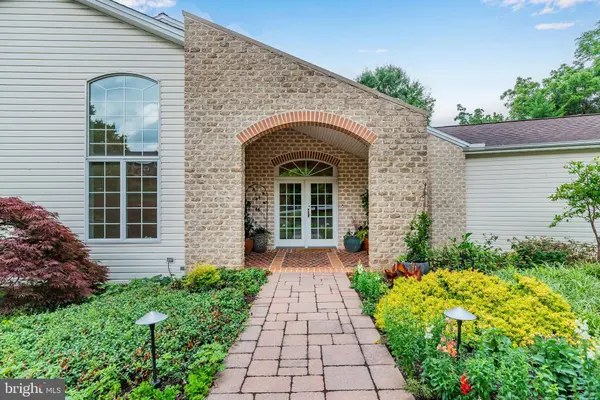 129 FOXFIRE LN, Lewisberry, PA 17339