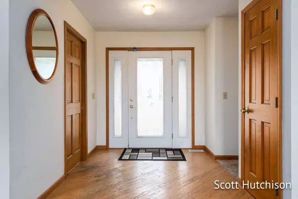 5833 Terrace Park Drive, Rockford, MI 49341