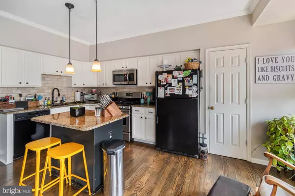 6807 STONE MAPLE TER, Centreville, VA 20121