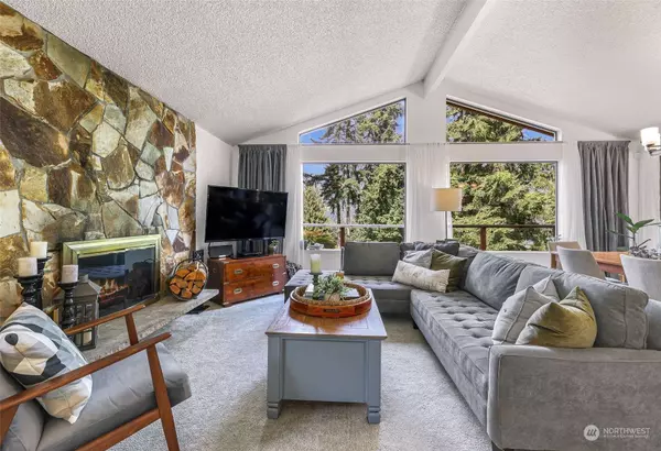 35 Windward DR, Bellingham, WA 98229