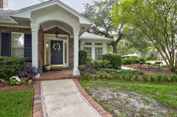 4418 Windrush Drive, Niceville, FL 32578