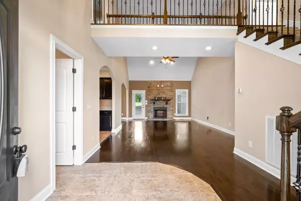 1461 Brew Moss Dr, Clarksville, TN 37043