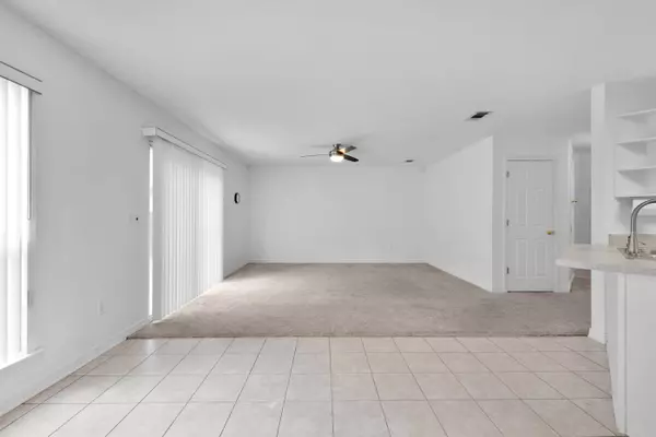 45 3Rd Street, Shalimar, FL 32579