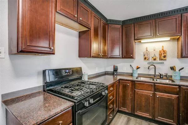 1134 Bellaire Drive, Grapevine, TX 76051