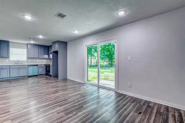 1317 Canterville RD, Houston, TX 77047