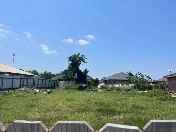 13675 N NEMOURS ST, New Orleans, LA 70129