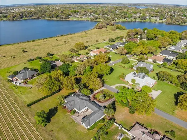 1748 LAKE TERRACE DR, Eustis, FL 32726