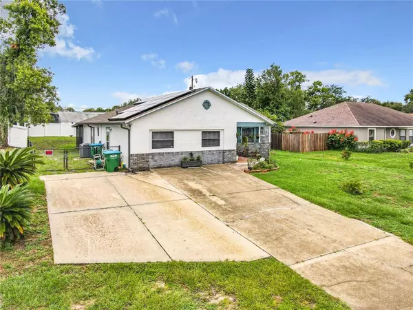 2917 CLOVIS DR, Deltona, FL 32738