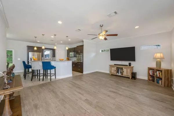 3119 Hickory Street, Navarre, FL 32566