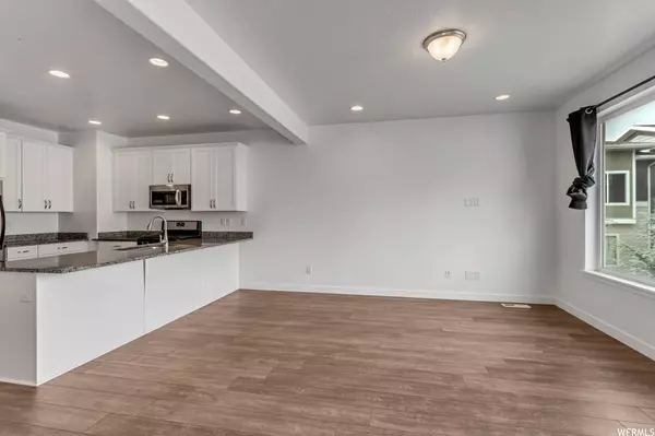 15461 S NAVY TRAILS LN W, Bluffdale, UT 84065