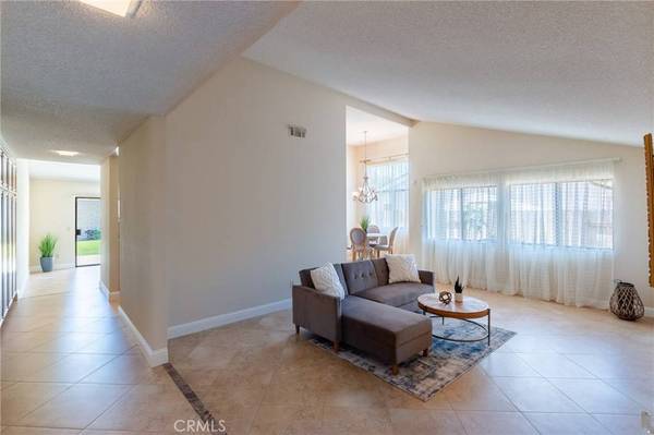 1971 Olive DR, Santa Maria, CA 93454