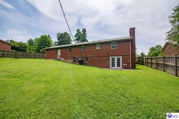 1138 Thomas Street, Radcliff, KY 40160