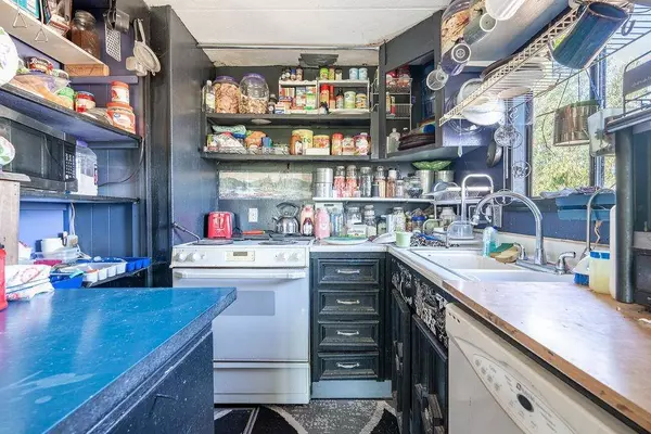 605 Spokane St, Lamont, WA 99017