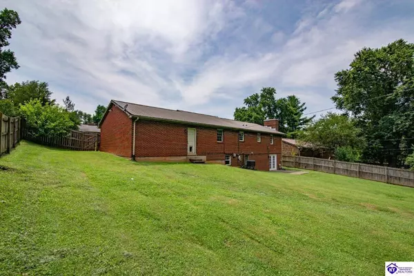 1138 Thomas Street, Radcliff, KY 40160
