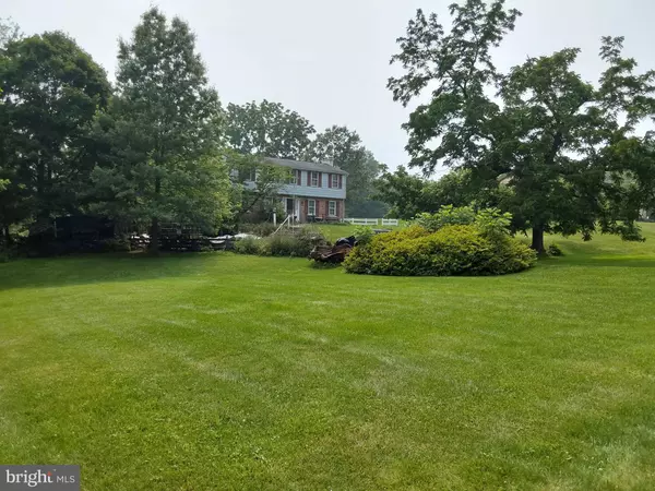 1230 BRIDLE PATH DR, Lansdale, PA 19446