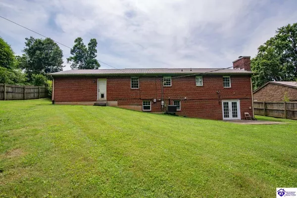 1138 Thomas Street, Radcliff, KY 40160