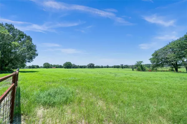 13219 FM 16, Lindale, TX 75771