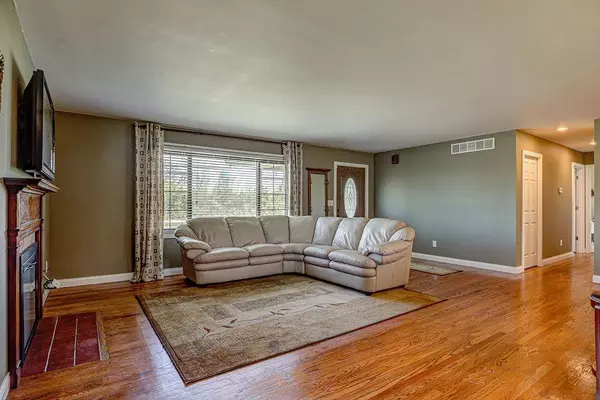 6285 Todhunter Rd, Monroe, OH 45044