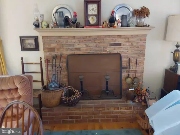 1230 BRIDLE PATH DR, Lansdale, PA 19446