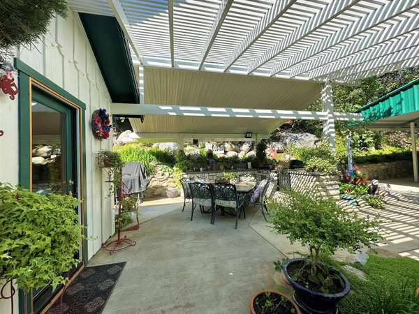 42761 Hot Springs Drive, California Hot Springs, CA 93207