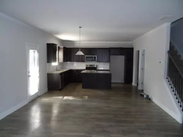 1014 Eldon Ln, Fairburn, GA 30213