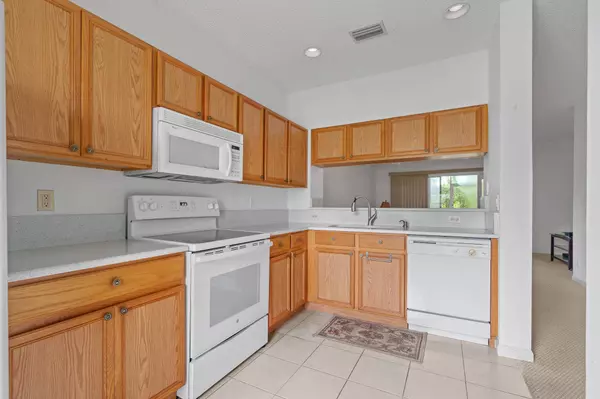 4953 Palmbrooke CIR, West Palm Beach, FL 33417