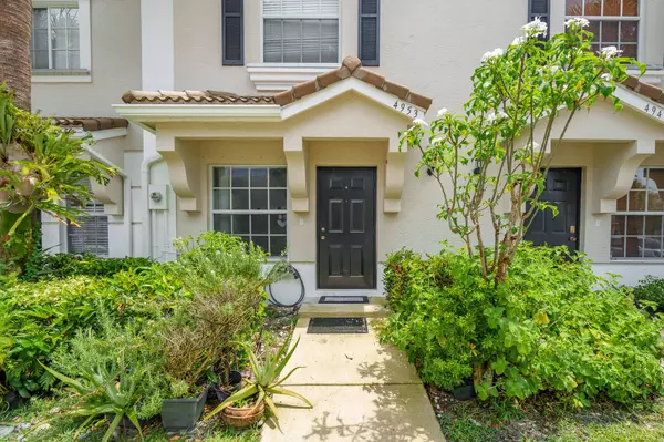 4953 Palmbrooke CIR, West Palm Beach, FL 33417