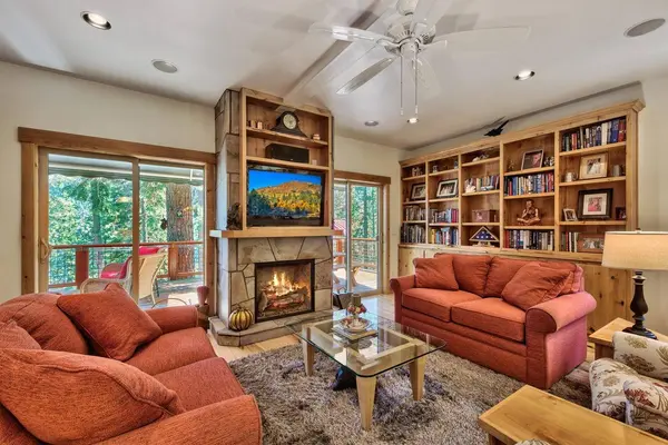 14489 E Reed Avenue, Truckee, CA 96161