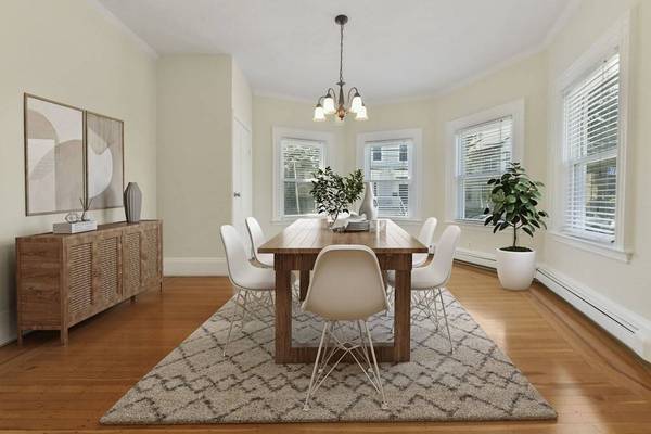 11 Pembroke St #1, Somerville, MA 02145