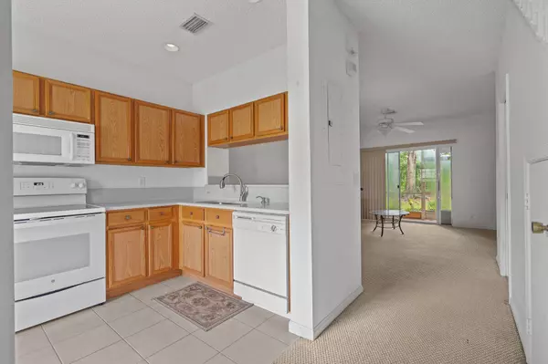 4953 Palmbrooke CIR, West Palm Beach, FL 33417