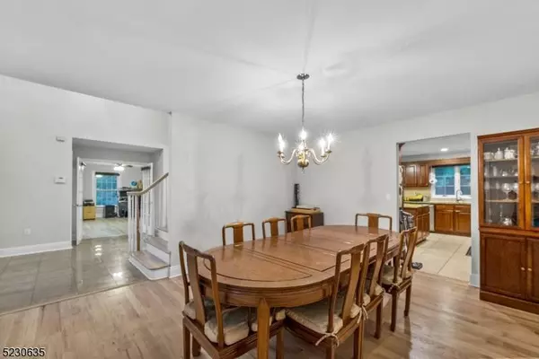 368 Valley Rd, Clifton City, NJ 07013