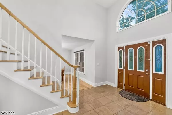 368 Valley Rd, Clifton City, NJ 07013