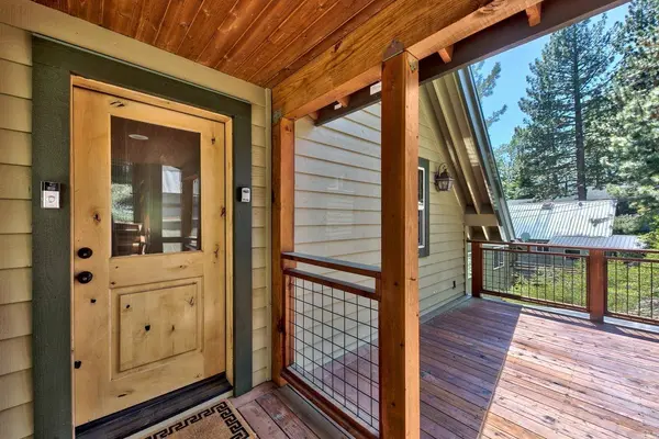 14489 E Reed Avenue, Truckee, CA 96161