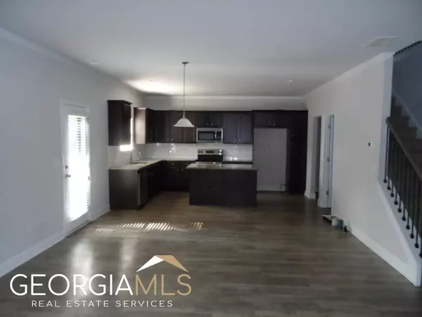 1014 Eldon Ln, Fairburn, GA 30213