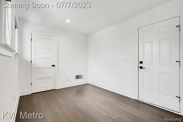 2215 TRUMBULL Street, Detroit, MI 48216