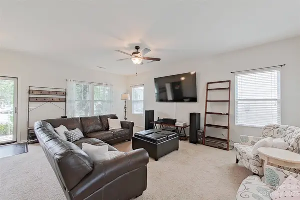 2419 Impatien DR, Charlotte, NC 28215