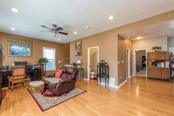 2607 Gideon Avenue, Zion, IL 60099