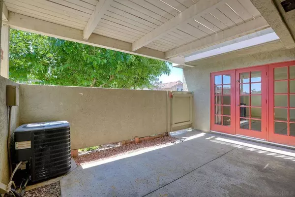 17543 Ashburton Rd, San Diego, CA 92128